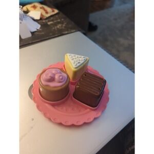 Fisher-Price Laugh & Learn Say Please Tea Set replacement Dessert Plate & Cakes